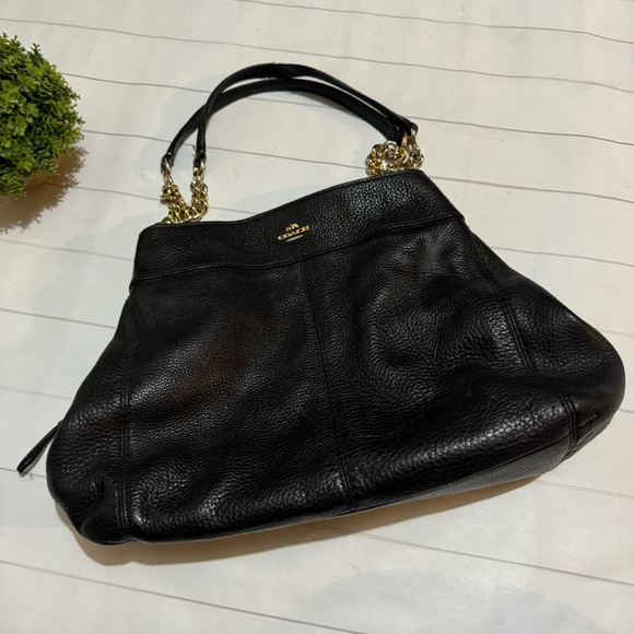 Coach Handbags - Coach Lexy Chain Shoulder Bag Black Pebbled Leather Gold Purse Style F27594